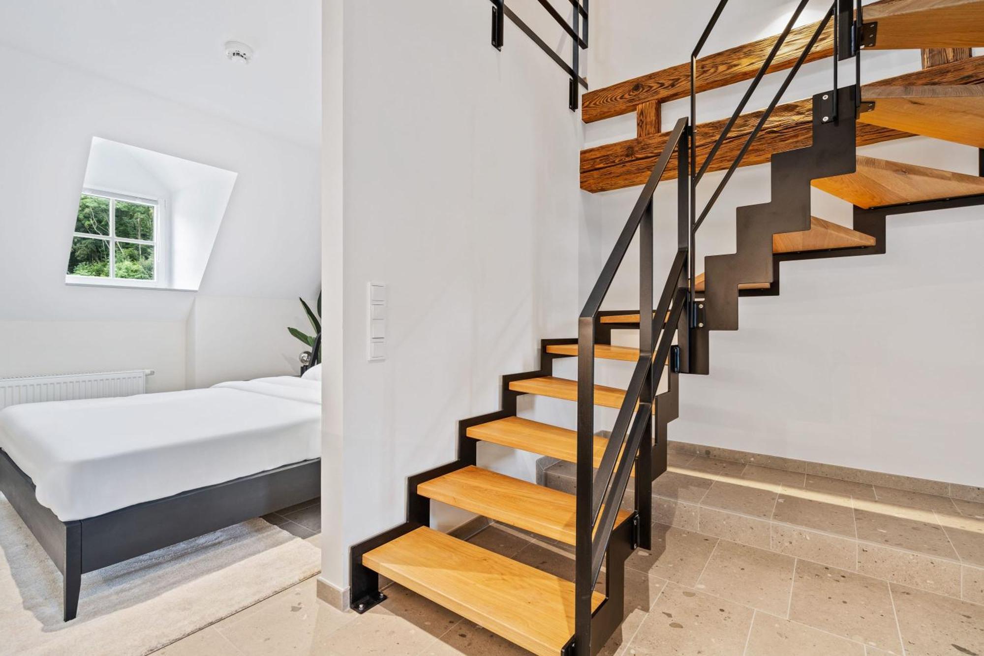 Elegant Clausen Apartment With King Bed & Wifi ルクセンブルク エクステリア 写真