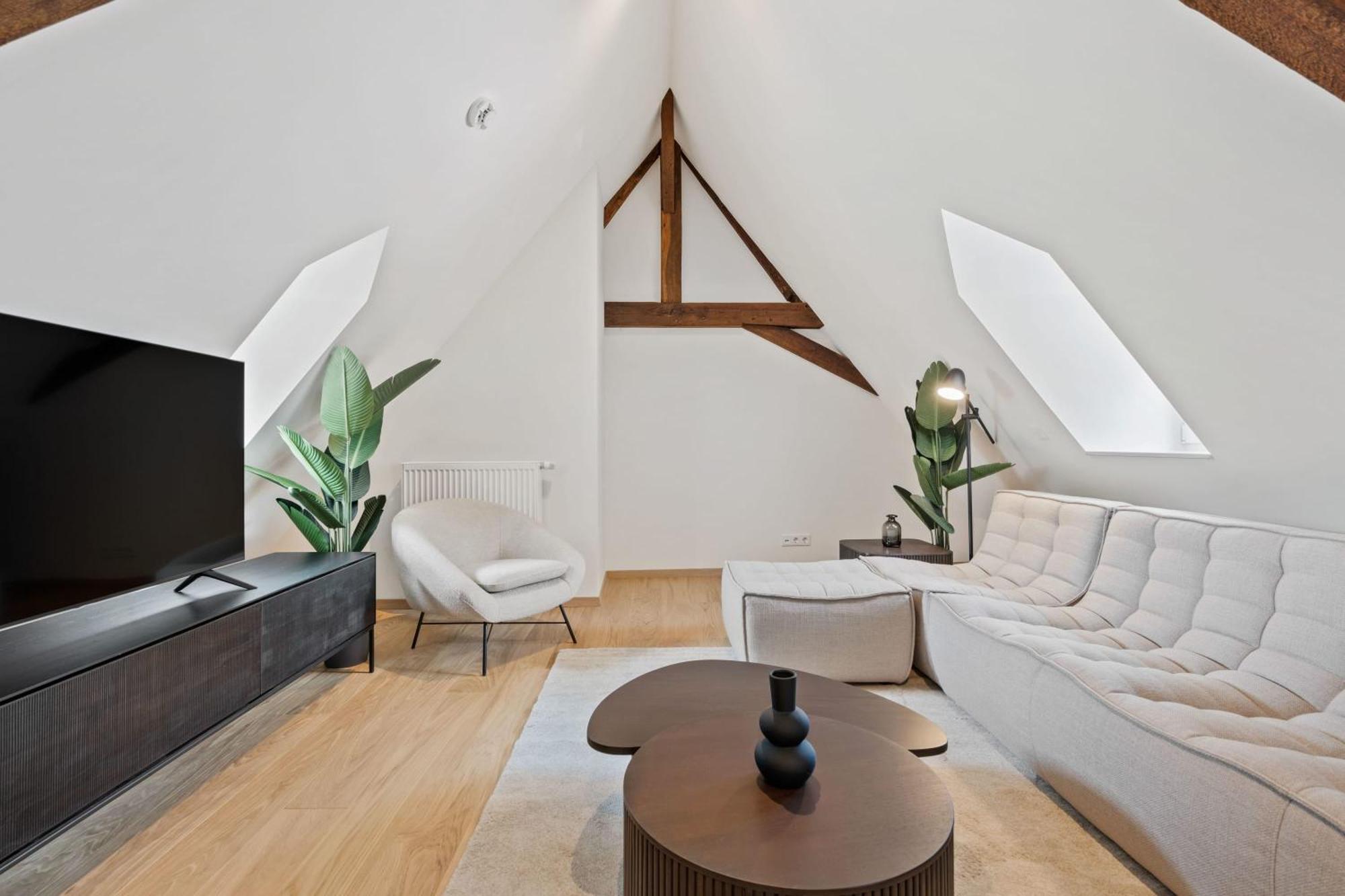 Elegant Clausen Apartment With King Bed & Wifi ルクセンブルク エクステリア 写真