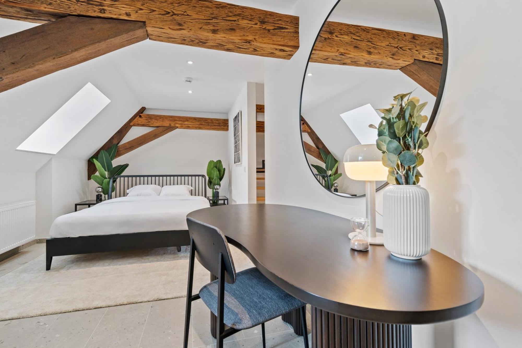 Elegant Clausen Apartment With King Bed & Wifi ルクセンブルク エクステリア 写真